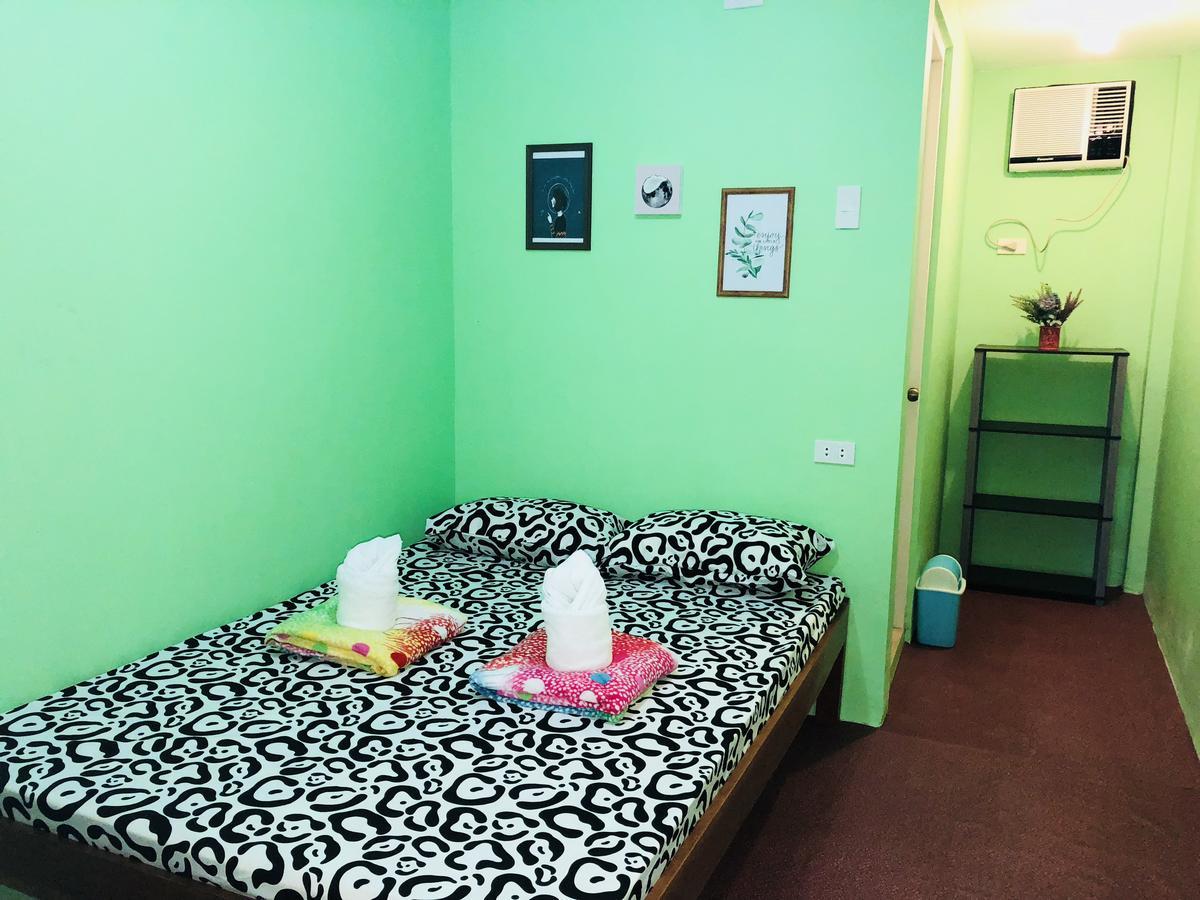 Colors Boutique Hostel Puerto Princesa Εξωτερικό φωτογραφία