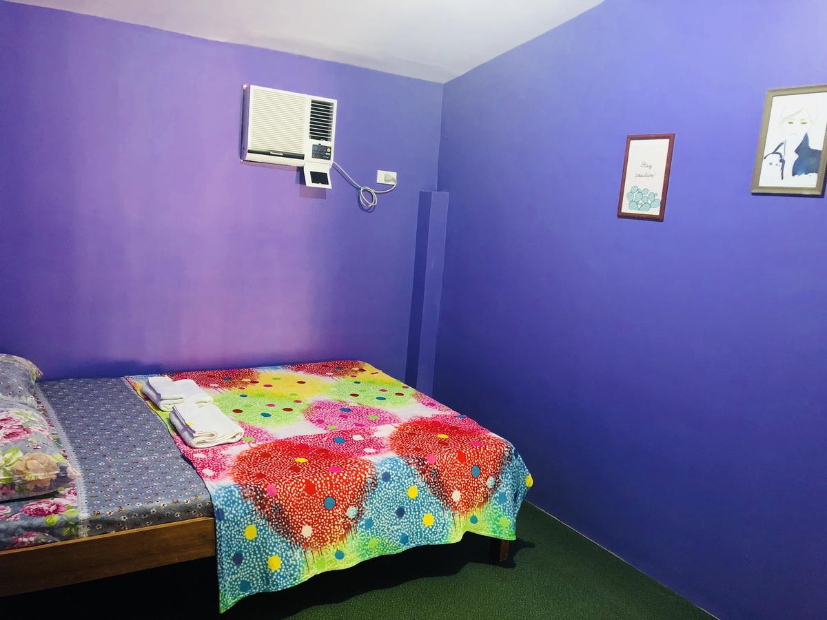 Colors Boutique Hostel Puerto Princesa Εξωτερικό φωτογραφία